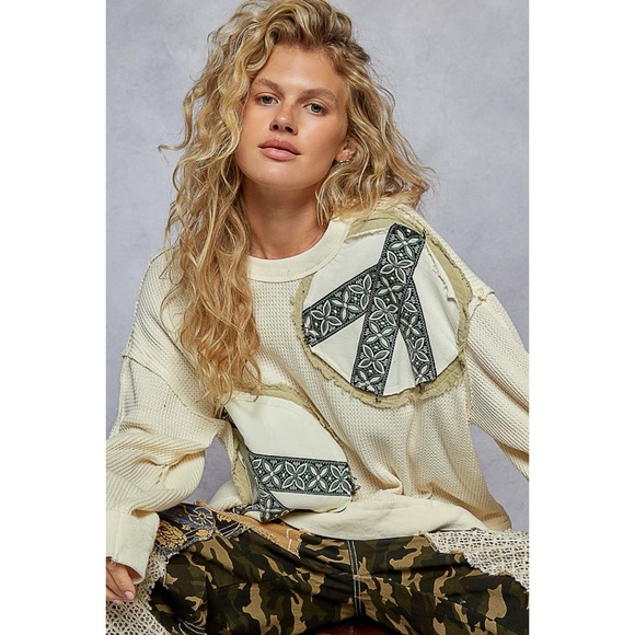 POL Cream Peace Patch Vintage Washed Waffle Knit Top Relaxed Fit - Picture 7 of 10